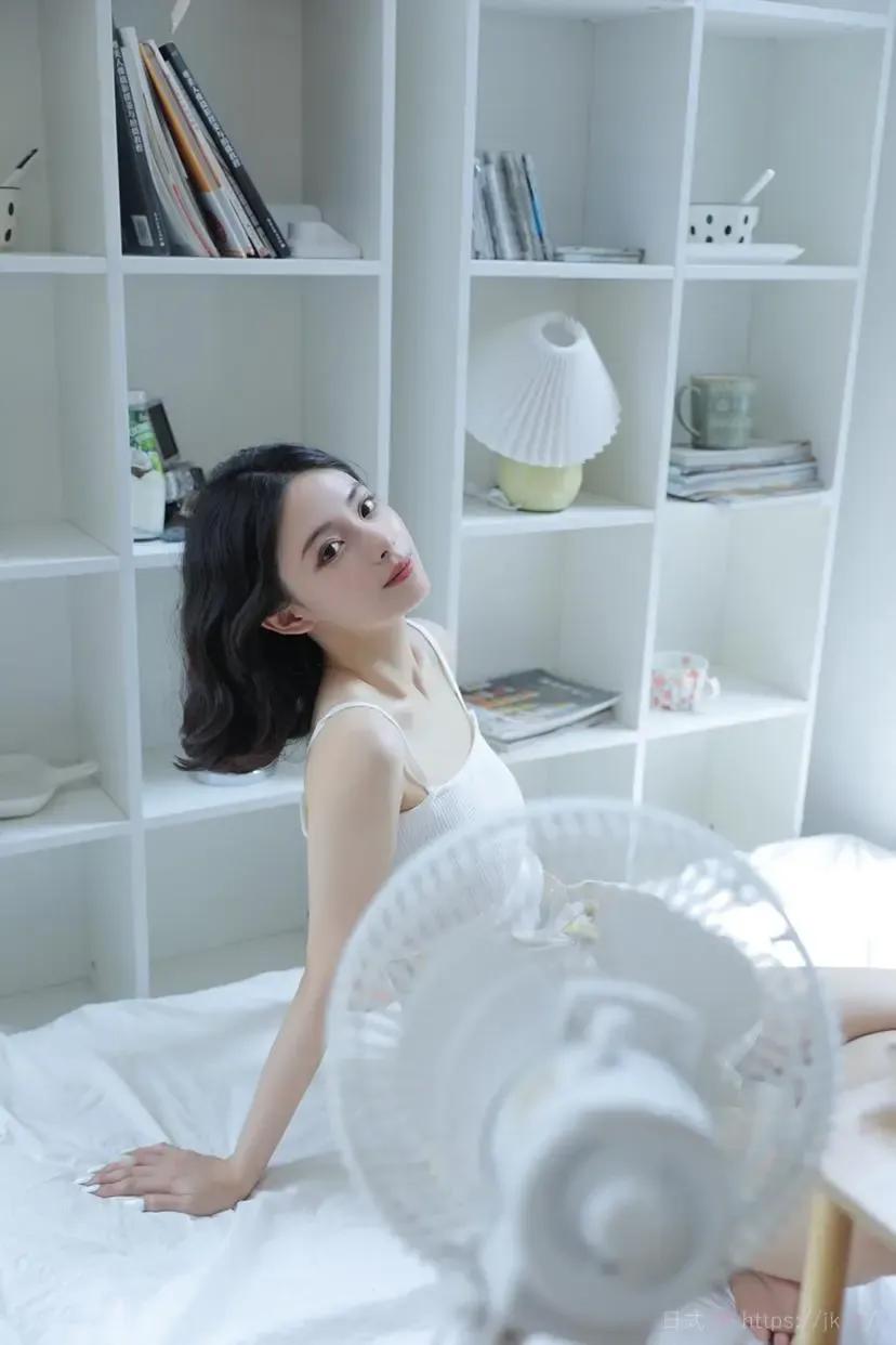 Portrait Gentle Tales