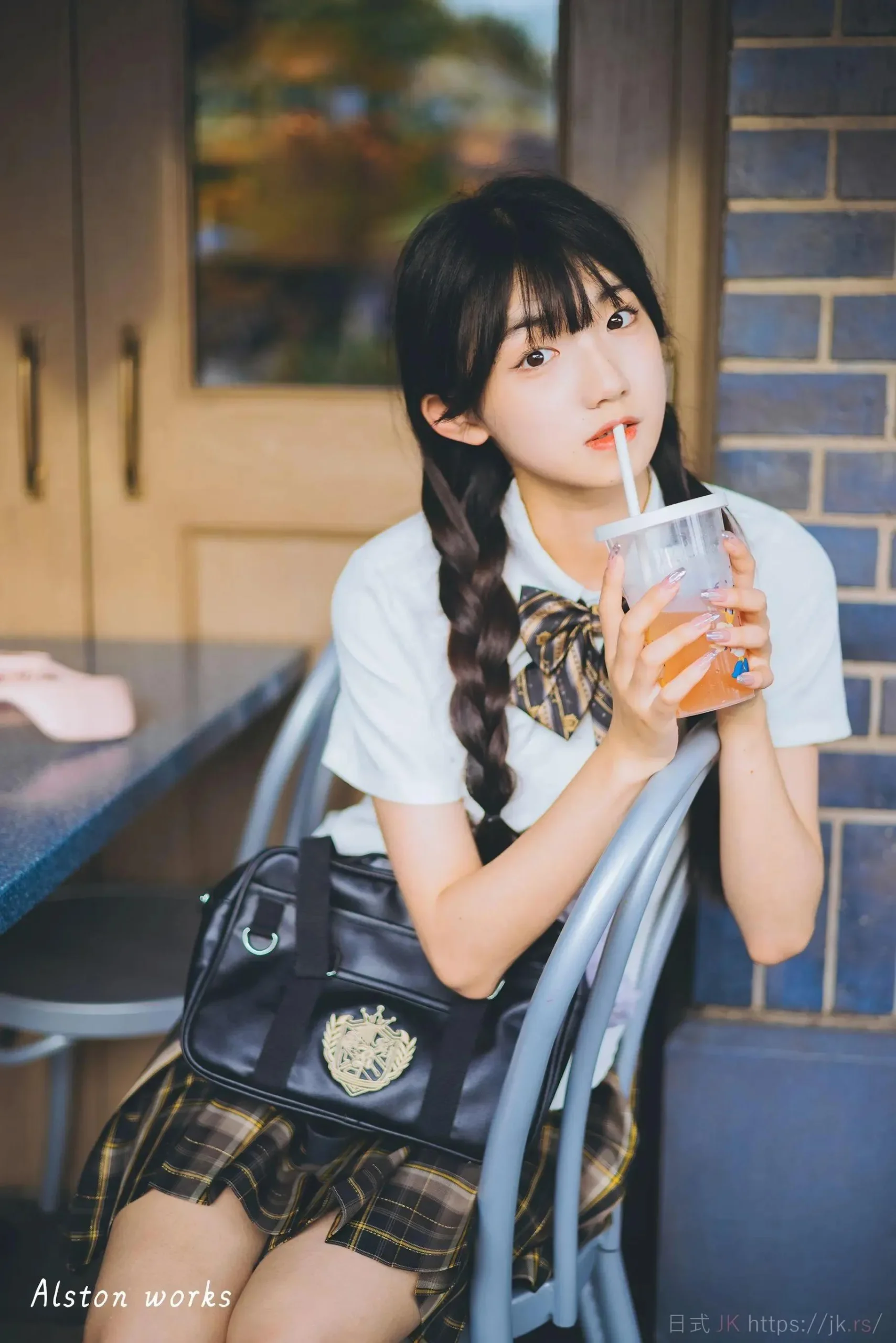 Dawn Fashion Feeling Nostalgic