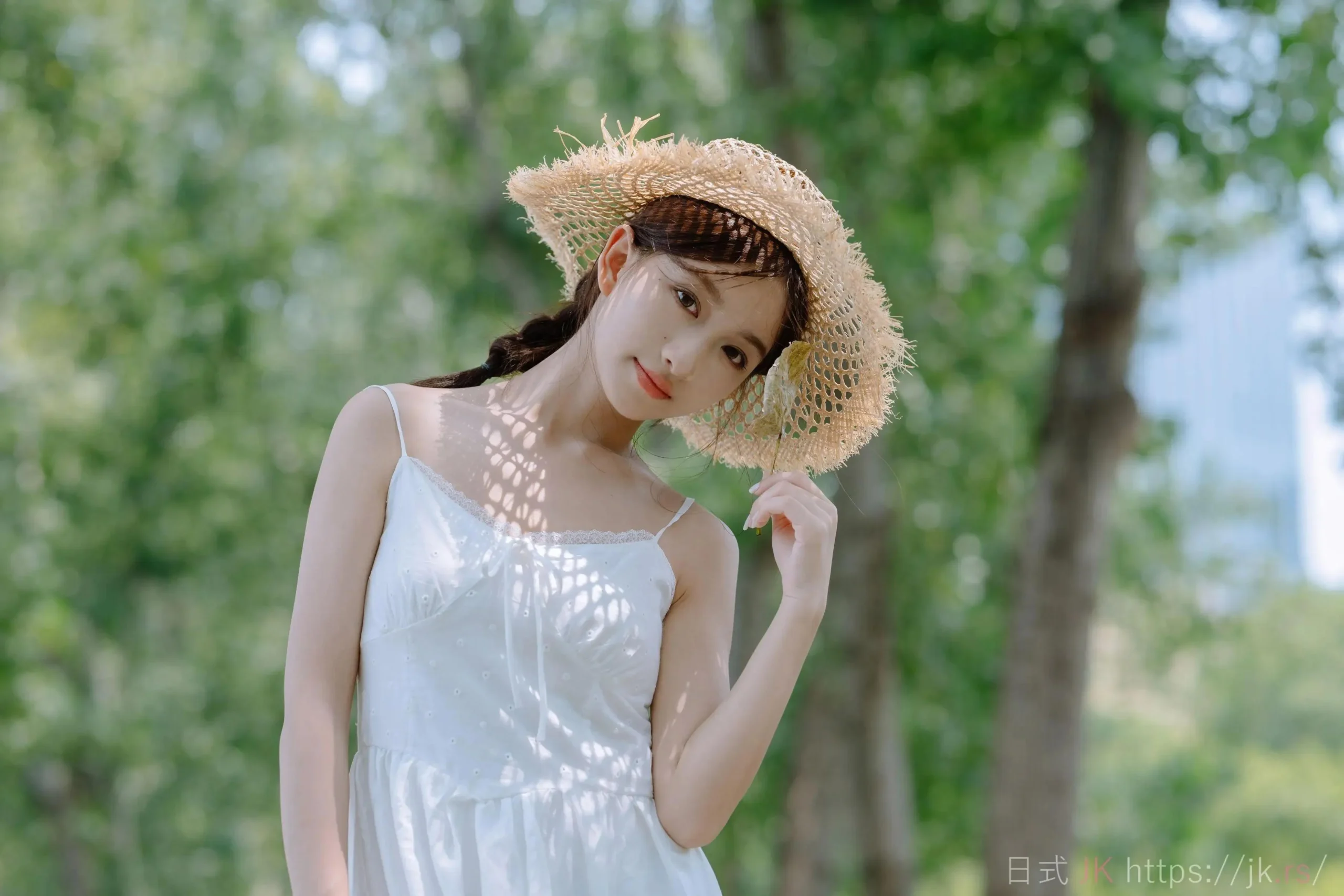 Straw Hat Gentle Moments