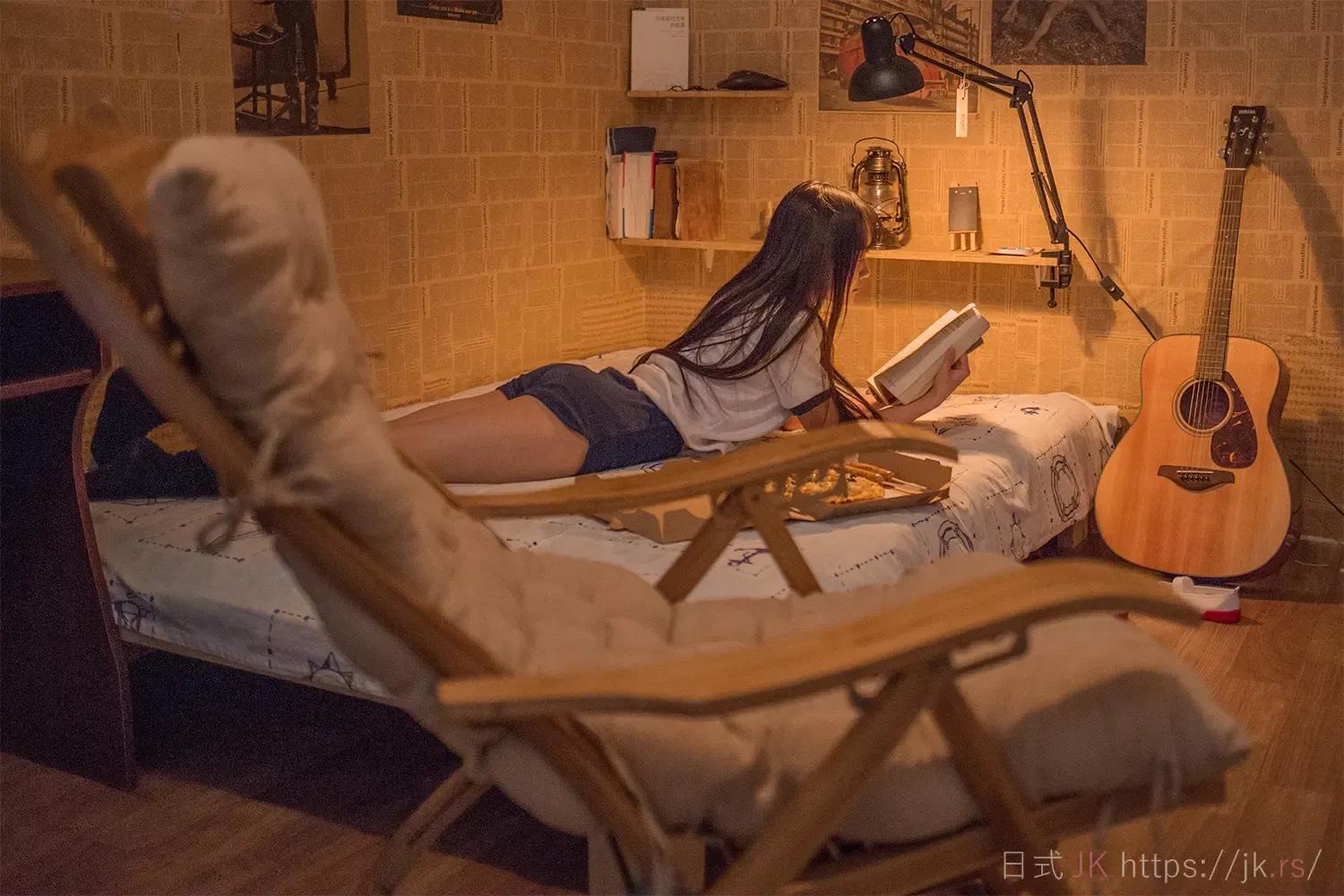 Girl Echoes In Academy Fashion