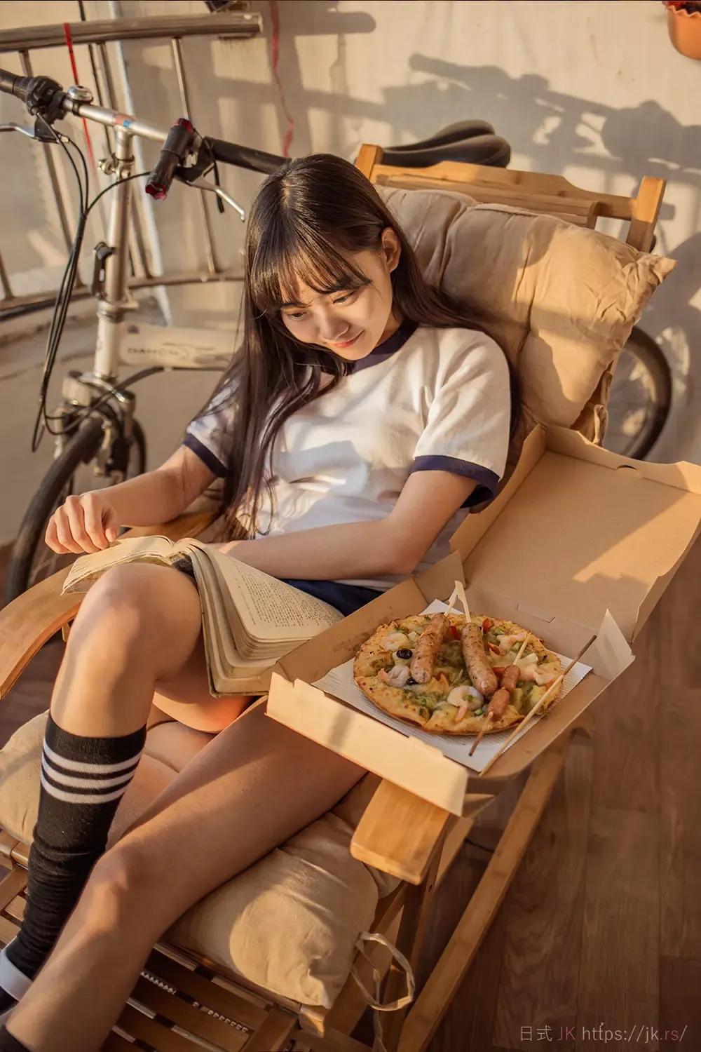 Girl Echoes In Academy Fashion